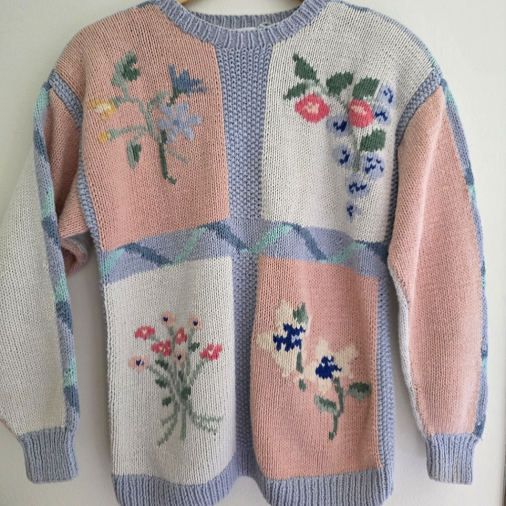 Vintage Evan Picone-Sport Pink and Blue Hand Knit Sweater‎ with Floral Design